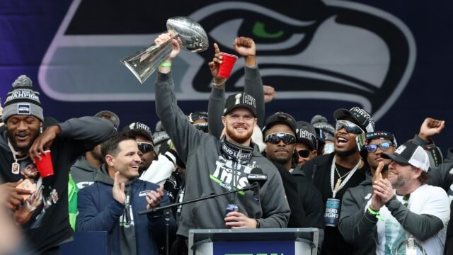 Eagles vs Seahawks: A Rivalry Reborn