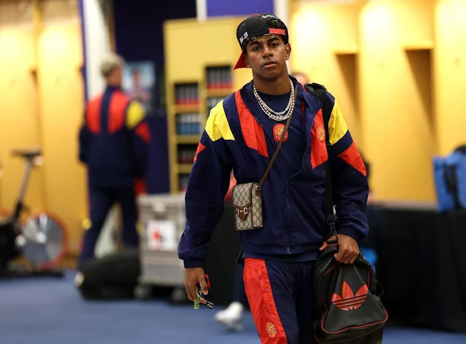 Lamine Yamal #19 of Spain arrives in the dressing room before the FIFA World Cup 2026 Final match between Spain and Argentina at New York New Jersey Stadium on July 19, 2026 in East Rutherford, New Jersey