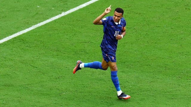 Kylian Mbappé scores gnarly 21st career World Cup goal, ties Lionel Messi record