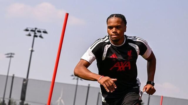 ‘I’m improving on the right too’ – Ngumoha eyes role on both wings