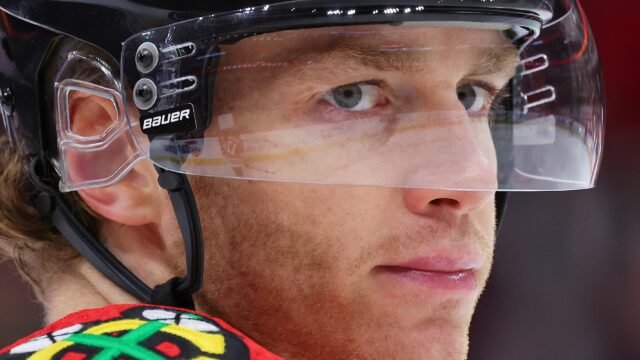 Patrick Kane’s decision to leave Red Wings sealed by phone call from Blackhawks owner