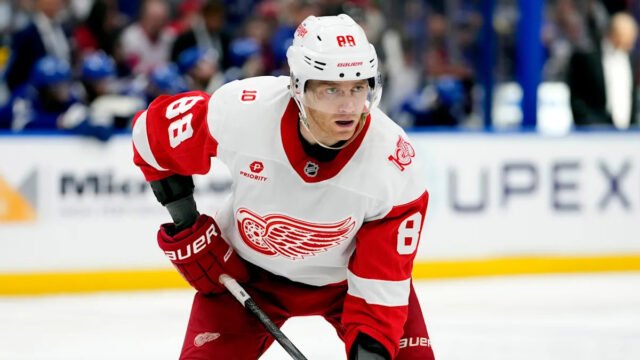 $16 Million Deal: Patrick Kane Returns to the Chicago Blackhawks