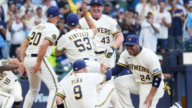 Randy Wolf Steals Show at Brewers Alumni Game