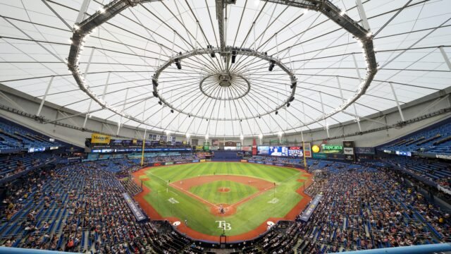Rangers Edge Past Rays in Heart-Stopping 3-2 Thriller