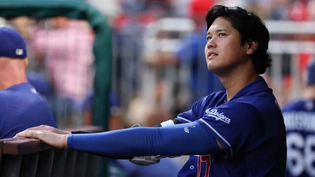 Shohei Ohtani Narrowly Avoids Collision with Dodgers Teammate