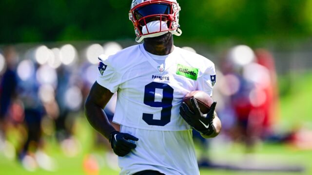 Tom Brady Steals the Show in Patriots’ First Training Camp Practice