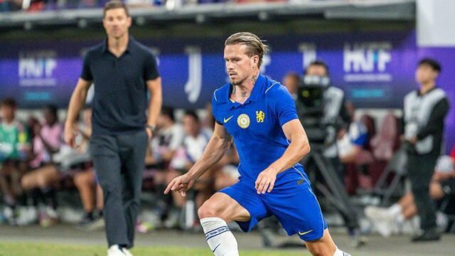 Blues consider alternative options for Mudryk