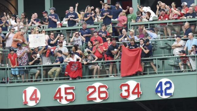 Red Sox Walk-Off in Style as Chad Tracy Sends Strong Fenway Message