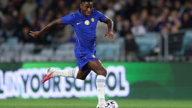 Hull City Enter Chase for Chelsea’s Dario Essugo on Loan
