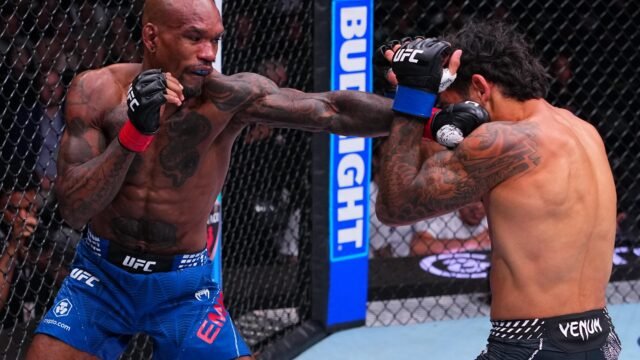 Douglas Stunned by 6th-Round KO in Emmers Upset Victory
