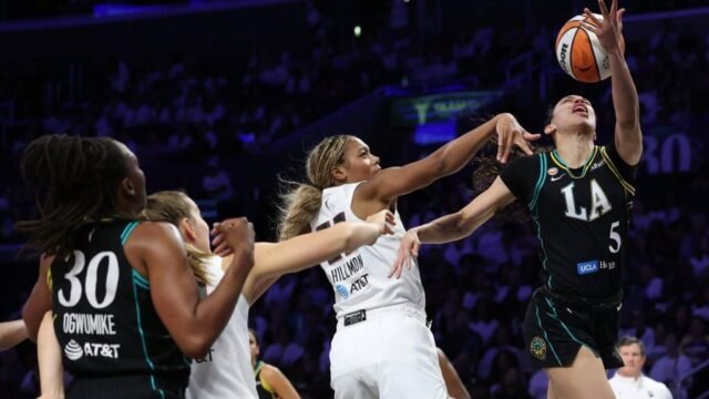 1 Sex Toy Disrupts Dream’s Crucial Win Over Sparks