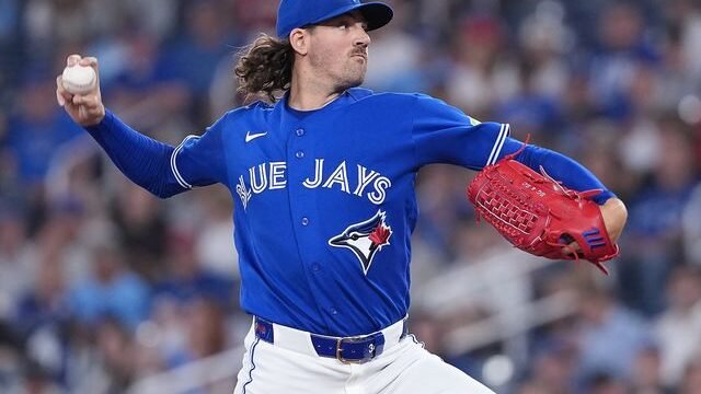 Kevin Gausman’s Chemistry Comments Spark Blue Jays Controversy