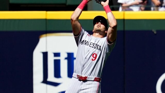 Twins’ Late Rally Falls Short as Mariners Take 4-3 Win