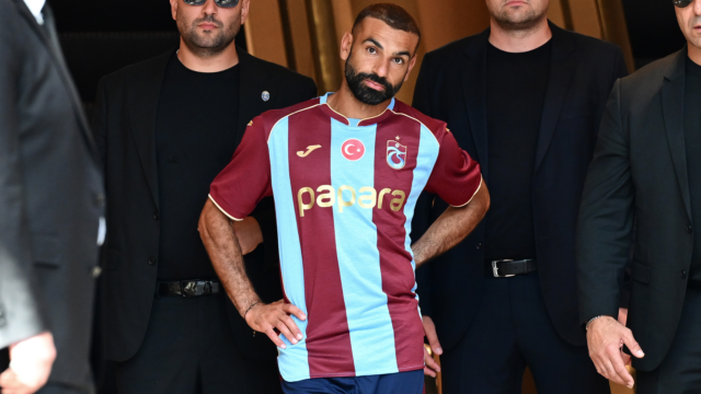1 in 5 Liverpool fans believe Mohamed Salah will join Trabzonspor in shocking transfer