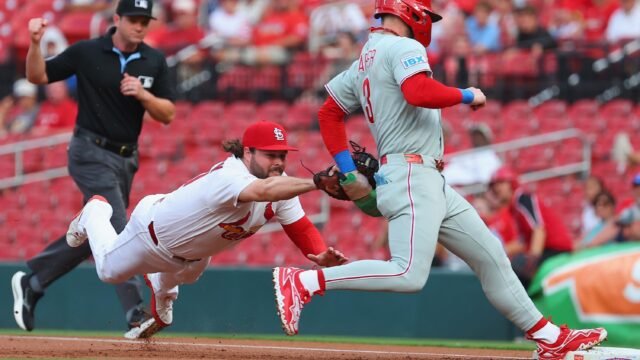 Phillies Clinch Late Victory Over St. Louis Cardinals