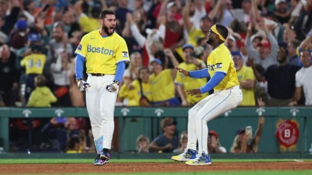 Sunday MLB Showdown: Red Sox vs. Giants Live on TV and Online