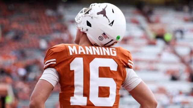 Arch Manning returns No. 16 to Tennessee as Peyton Manning supports Texas quarterback