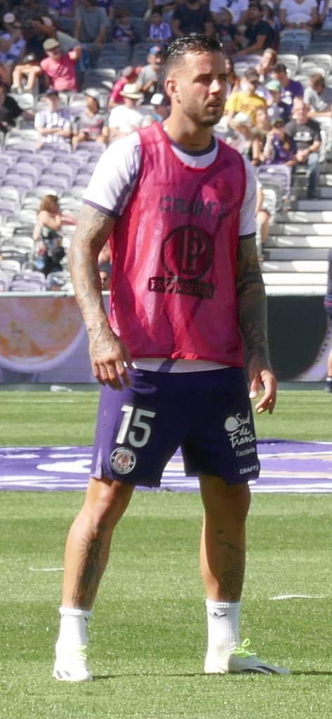 Aron Dønnum