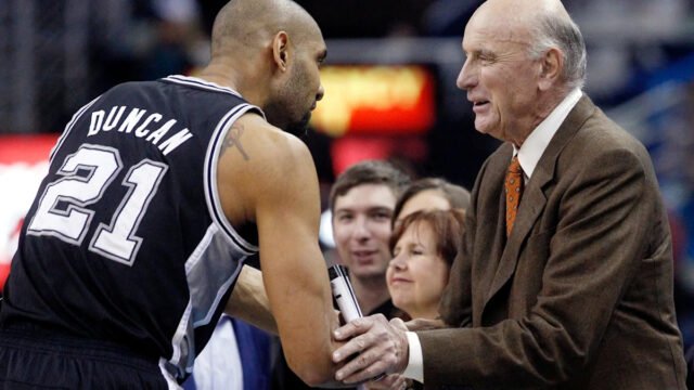 Bob Pettit, former Hawks star and NBA Hall of Famer, dies at 93