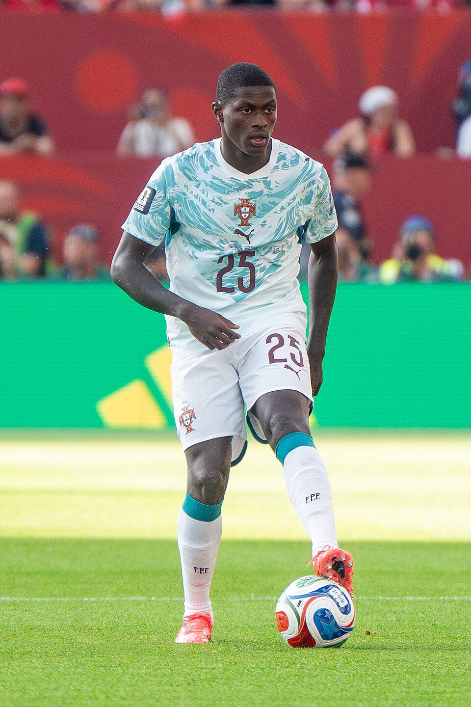 Nuno Mendes
