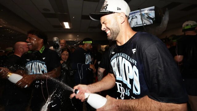 Rays secure AL East title and home-field advantage with 6-1 victory over Yankees