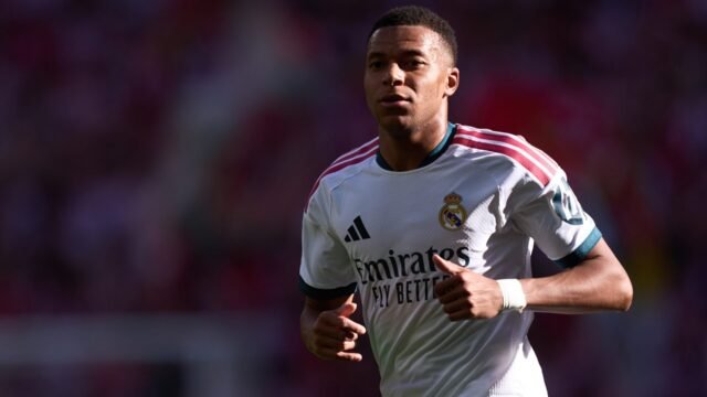 Real Madrid awaits test results with concern over star player’s injury