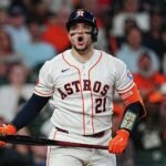 White Sox pitchers’ varied tactics limit Astros’ offense in Game 1 wild-card win in Chicago