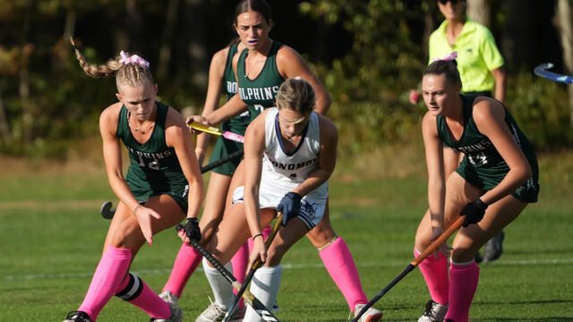 Woodward tallies hat trick to power D-Y field hockey to opening win