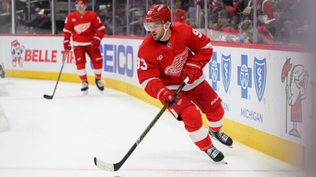 Red Wings close to finalizing seven-year, $91 million deal with Alex DeBrincat