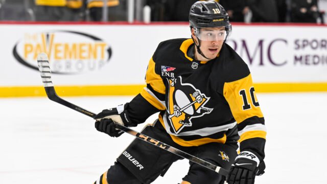 Penguins’ Andrei Kuzmenko adopts number 62 to honor father killed by bear in Siberia
