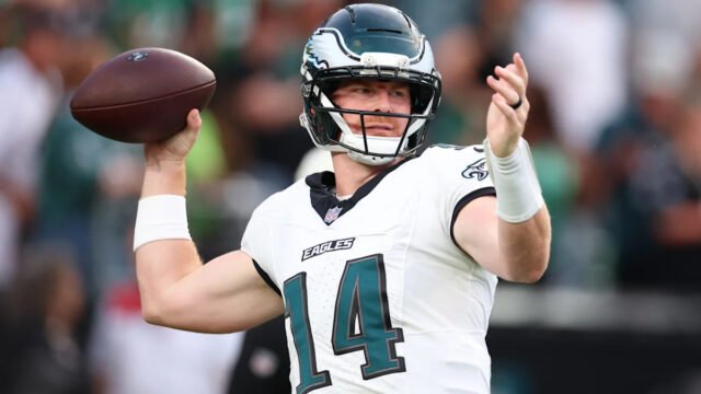 Philadelphia Eagles waive veteran backup QB Andy Dalton after brief Week 3 appearance