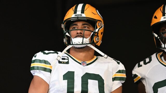Bears aim for third straight win over Packers at Lambeau with Tyson Bagent starting quarterback