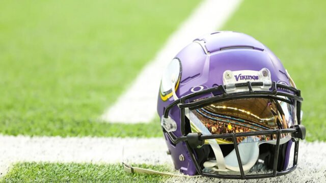 Vikings consider trade for guard Ben Bredeson to join brother Max on the roster