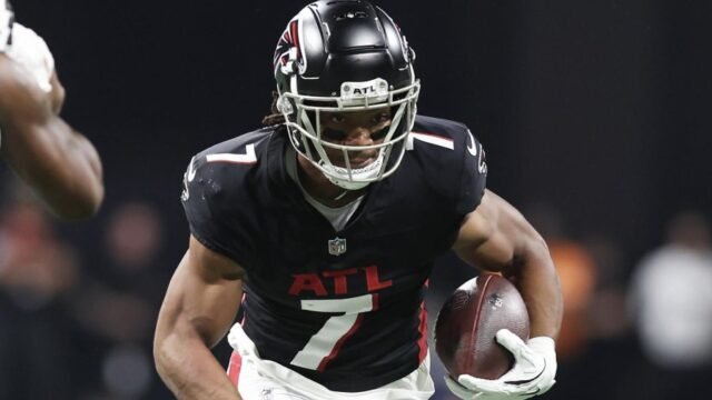 Bijan Robinson’s 2 touchdowns help Falcons dominate Saints 45-24 in New Orleans