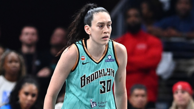 WNBA investigates timeout dispute after Breanna Stewart challenges refs in Liberty-Dream Game 2