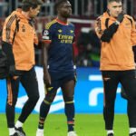 Arsenal’s Bukayo Saka leaves Champions League match injured after 10 minutes at Bayern Munich