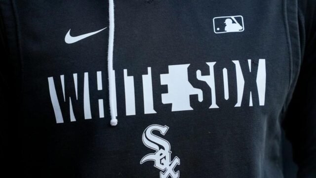 Chicago White Sox advance to ALDS after sweeping Astros in first playoff win since 2005