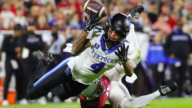 Kentucky’s offensive leaders, including center Coleton Price, key in 21-13 win at Oklahoma