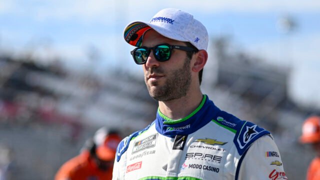 Daniel Suárez extends contract with Spire Motorsports through 2027 NASCAR Cup Series season