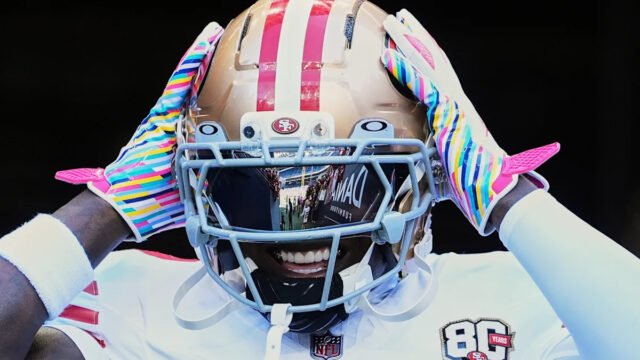 49ers’ Deebo Samuel exits game against Seahawks with hamstring injury after late fumble