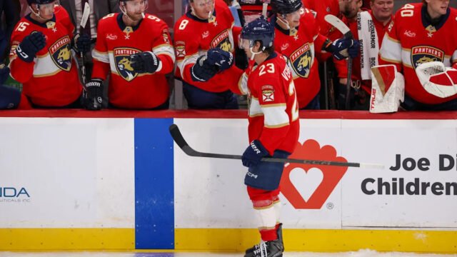 Florida Panthers make NHL history with three straight games featuring hat tricks in 8-3 win over Seattle Kraken