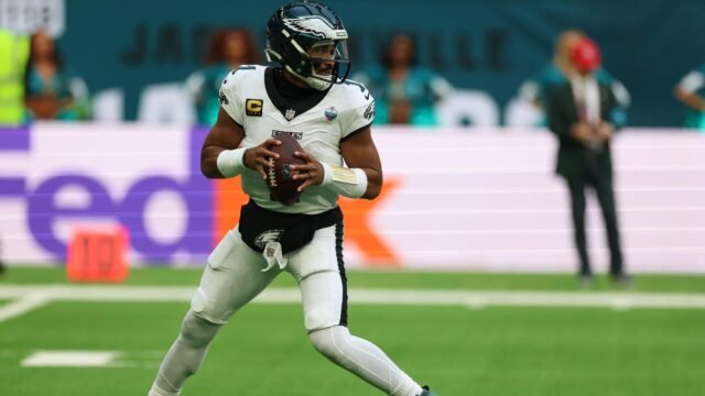 Eagles place QB Jalen Hurts on injured reserve due to moving blood clot in calf