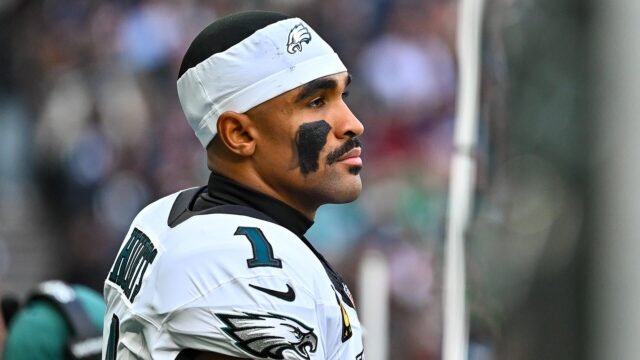 Eagles quarterback Jalen Hurts to miss remainder of 2026 season due to lung clots diagnosis
