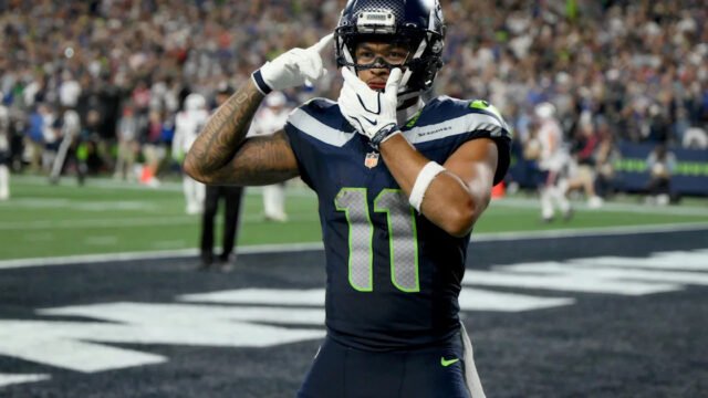 Jaxon Smith-Njigba leads Seahawks with 76 yards in Week 4 loss to Chargers