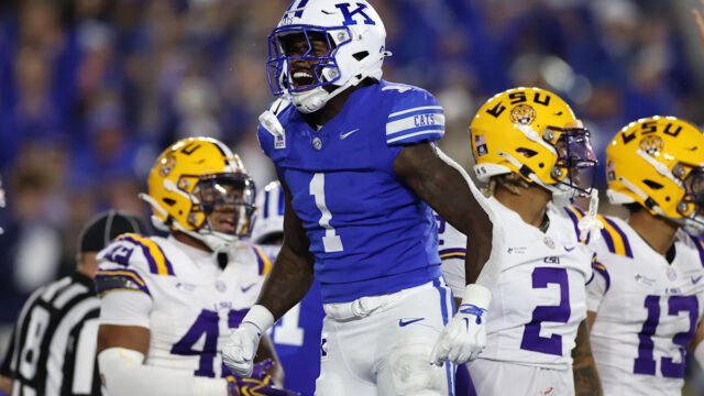 Kentucky makes history with back-to-back 1-point overtime wins, topping No. 10 LSU 35-34