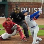 Kiké Hernández’s two-run homer off Chris Sale puts Dodgers ahead in NLDS Game 3 against Braves