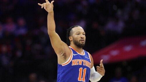 Knicks celebrate 2026 NBA title with ring ceremony at Madison Square Garden before tonight’s opener