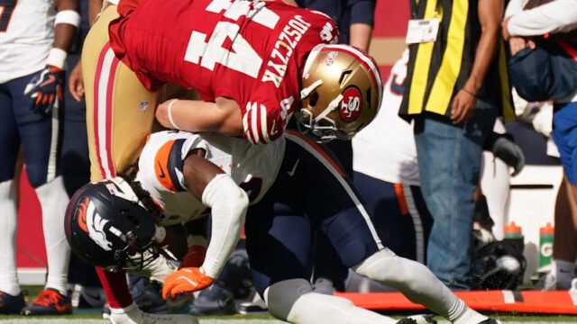 Kyle Shanahan says Kyle Juszczyk’s knee injury likely a sprain after Broncos hit