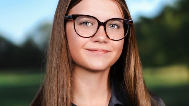 Lansing Catholic wins Division 3 regional golf title as Williamston’s Paige Radebach claims individual medalist honors