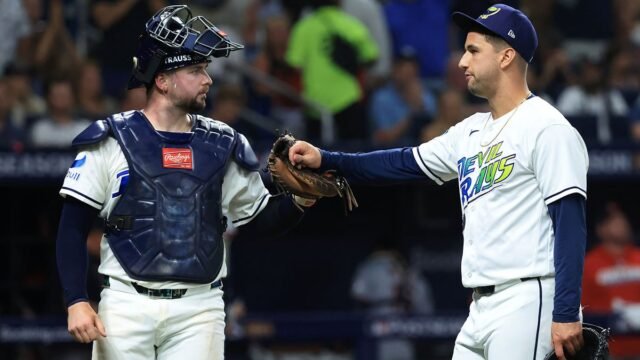Liam Hicks thanks Rays after key two-run single helps even ALCS against Guardians
